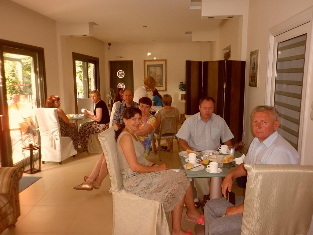 Hotel Ritsa Камена-Вурла Екстер'єр фото